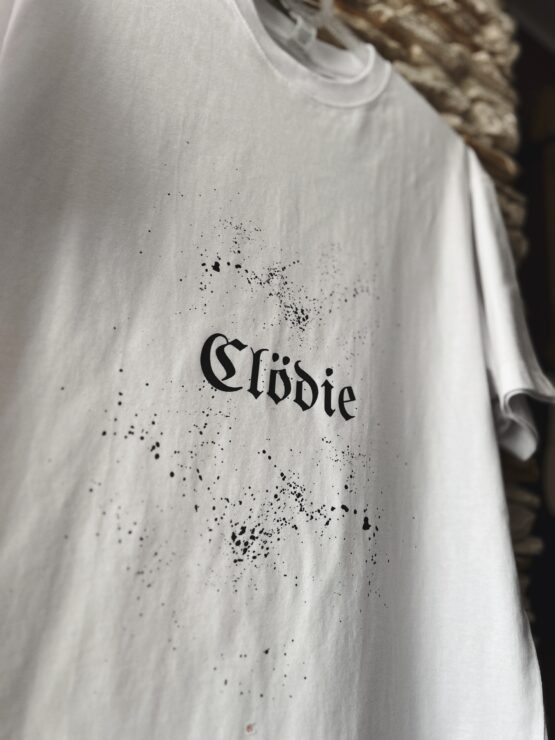 T-Shirt Clödie CUSTOM – White Noise – Biała - obrazek 3