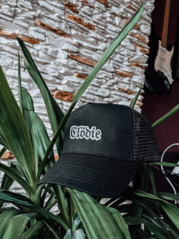 CZAPKA Z DASZKIEM z logo Clödie | HAFT | unisex