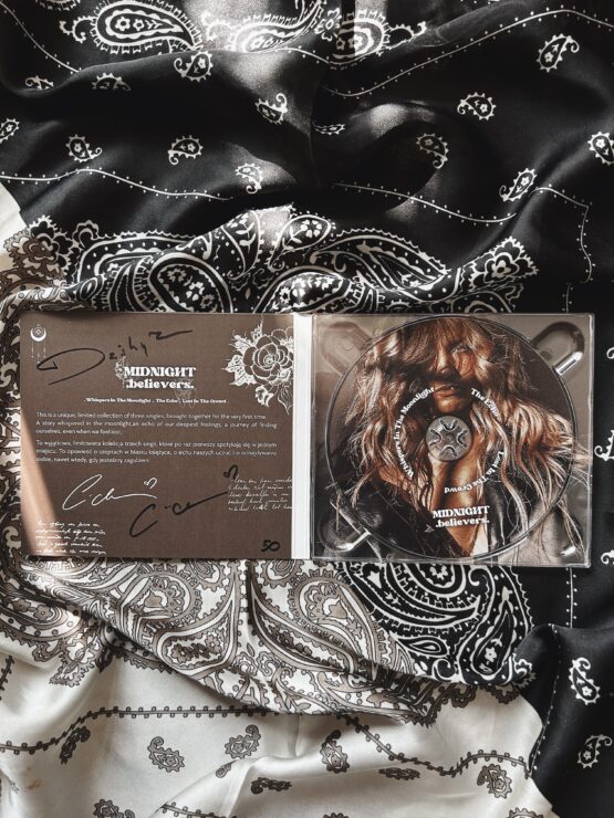 PRZEDSPRZEDAŻ | EP-ka MIDNIGHT BELIEVERS | CD LIMITED EDITION with exclusive extras - obrazek 5