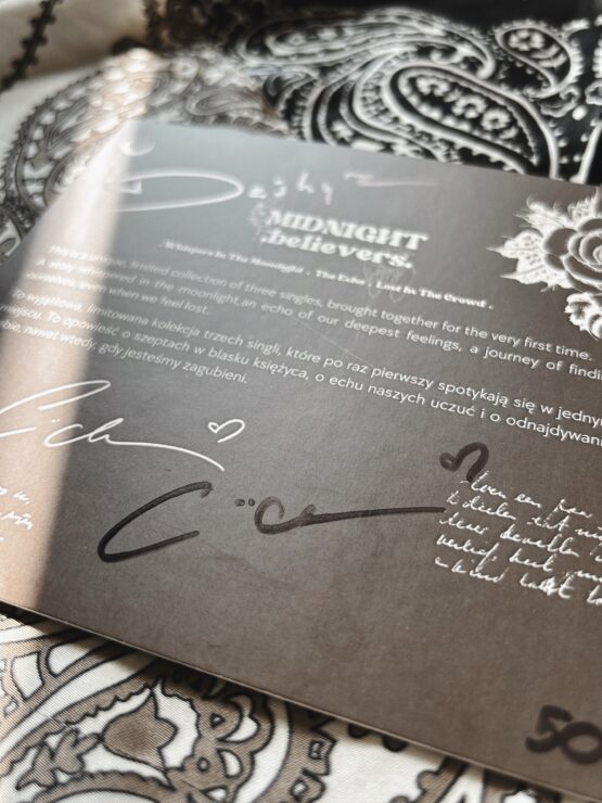 PRZEDSPRZEDAŻ | EP-ka MIDNIGHT BELIEVERS | CD LIMITED EDITION with exclusive extras - obrazek 4